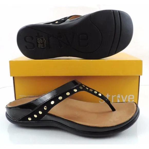 Strive Tee Toe Post Sandals Walking Comfort Black Size 7.5