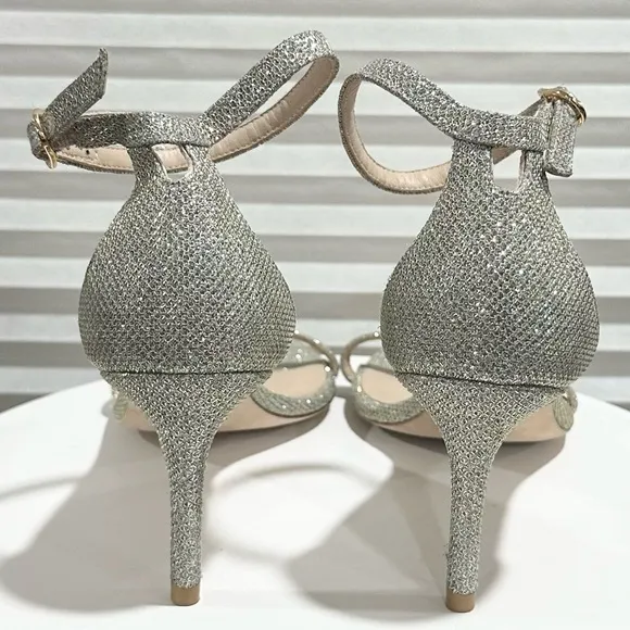 🌹STUART WEITZMAN 🌹Nudistcurve Glitter Open Toe Sandals Size: 6B