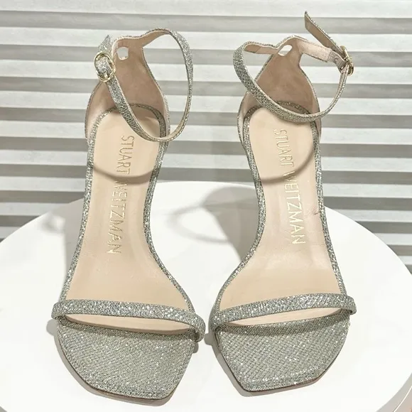 🌹STUART WEITZMAN 🌹Nudistcurve Glitter Open Toe Sandals Size: 6B