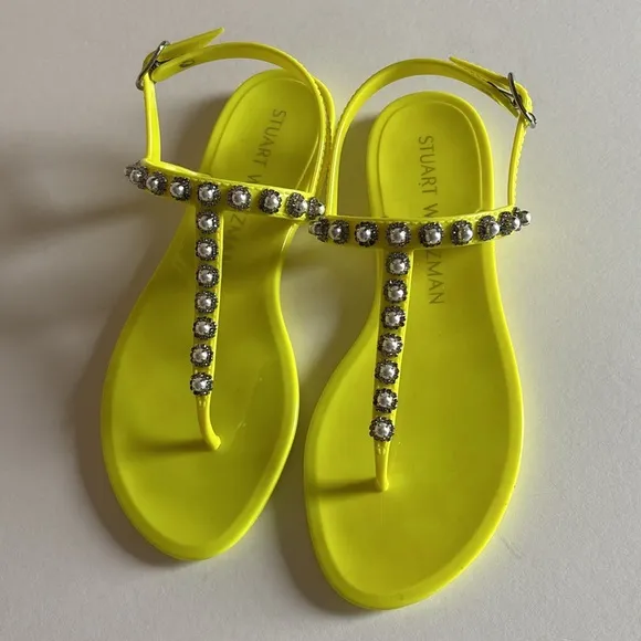 STUART WEITZMAN PEARL CRYSTAL-EMBELLISHED JELLY THONG SANDALS