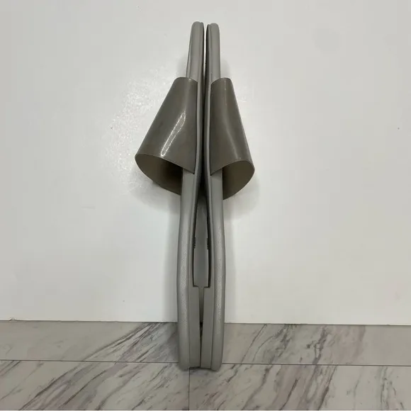 Stuart Weitzman Square Toe Gray Slide Sandal 8 1/2 B