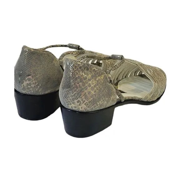Stuart Weizmann Gold Animal Print Leather Block Heel T-Strap Sandals Size 9.5