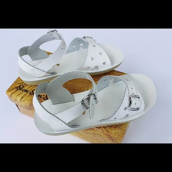 Sun San Sweetheart White Sandals Size 12