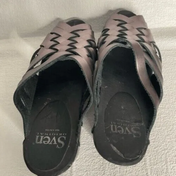 Sven Womens Size 40/US9.5-10 Silver/Black Wooden Soles Open Toe Swedish Sandals