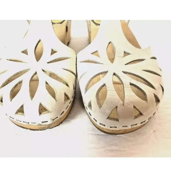 Swedish Hasbeens Toffel Leather White Leather Ankle Strap Clog Sandals