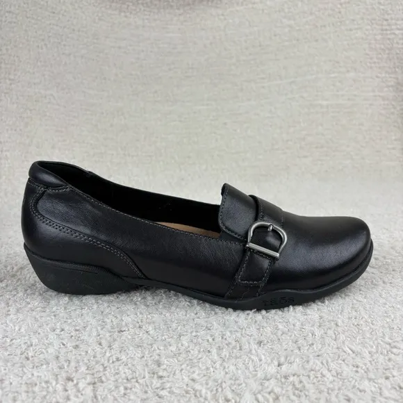 Taos Shoes Womens 8.5 Black Uppity Upp Slip On Leather Comfort Arch Loafers
