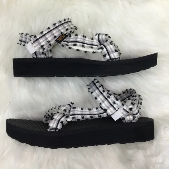 Teva Midform Fray Striped Sandals - Black/Gray - 9 - New w/o Box