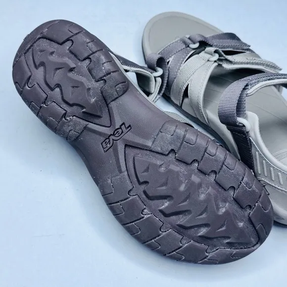 Teva Tirra Neutral Sandals size 7