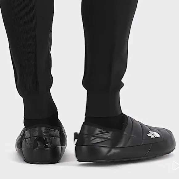 THE NORTH FACE Black Thermoball Traction Quilted Slip-On Mule Shoes Size 11