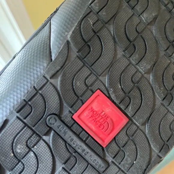 THE NORTH FACE Black Thermoball Traction Quilted Slip-On Mule Shoes Size 11