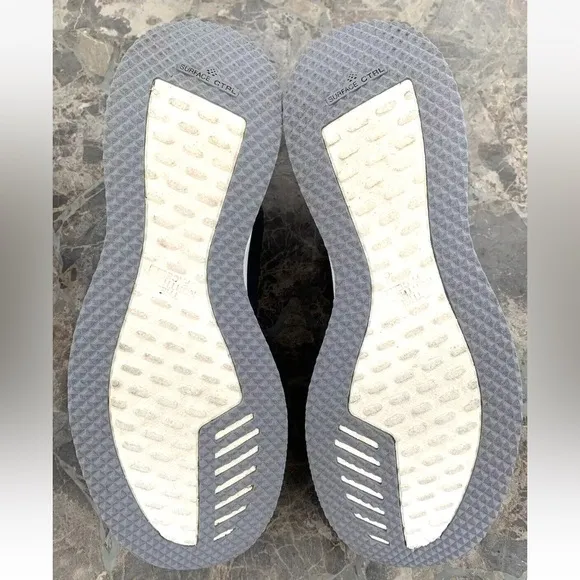 The North Face Flypack lightweight Gray Running Shoes