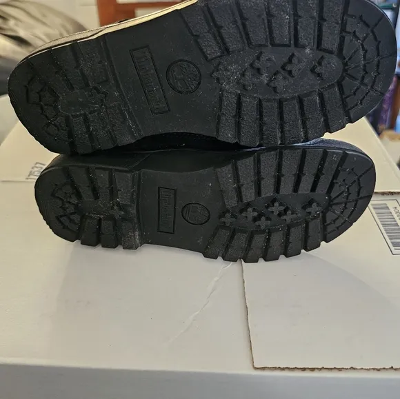 TIMBERLAND Boots Black Timberland Field Boots Unisex Kid's Size 1 LIKE NEW