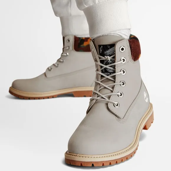 Timberland Heritage 6-Inch Waterproof Boots Light Taupe Nubuck Camo, Women 6