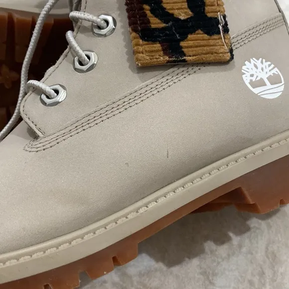 Timberland Heritage 6-Inch Waterproof Boots Light Taupe Nubuck Camo, Women 6