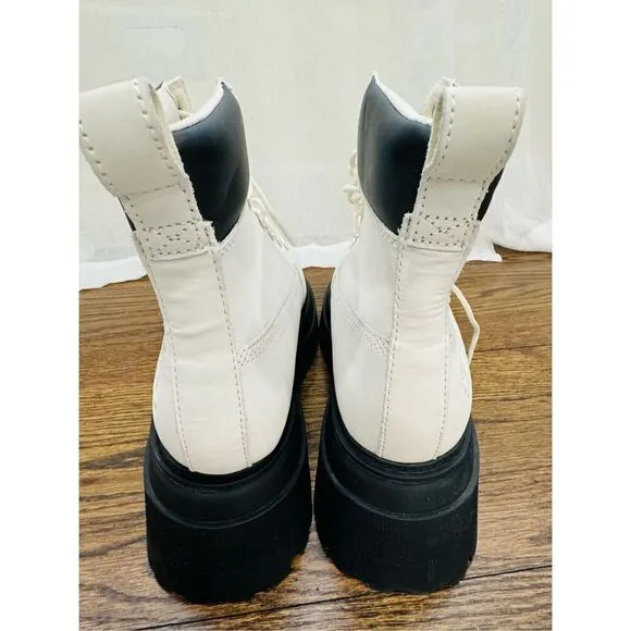 TIMBERLAND NWOB Women's Sky 6&quot; Lace-Up Boots