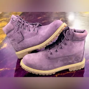 Timberland® Premium 6-Inch Lace-Up Waterproof Boot Women Size 8.5