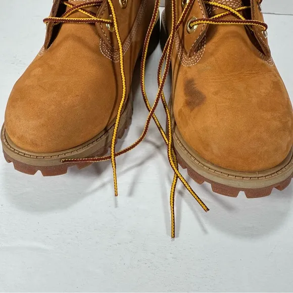 Timberland Premium 6 Inch Wheat Nubuck Leather Waterproof Boots Women’s Size 6.5
