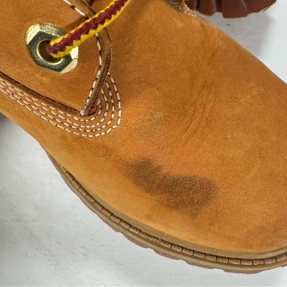 Timberland Premium 6 Inch Wheat Nubuck Leather Waterproof Boots Women’s Size 6.5