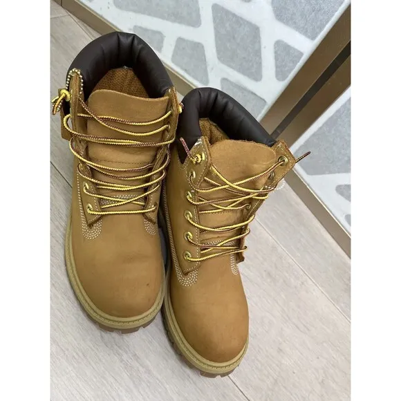 Timberland Premium 6” Waterproof Boot Girls Boys Youth Wheat Nubuck Leather 4.5