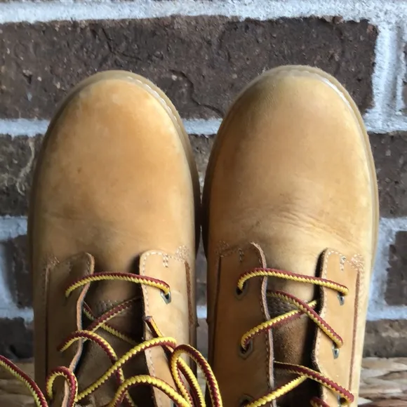 Timberland Women's Amston Wheat Nubuck Heeled Boots