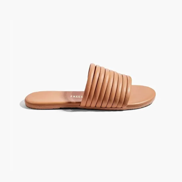 Tkees Caro Sandals/Flips in Pout SIZE 7