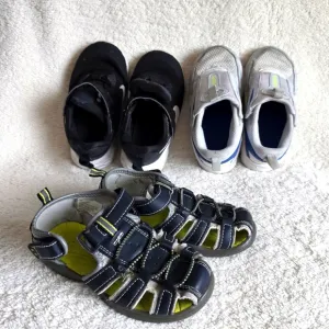 Toddler boy Nike sneakers EdEddie Bauer Edmund Closed Toe sandals bundle, size 9