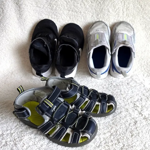 Toddler boy Nike sneakers EdEddie Bauer Edmund Closed Toe sandals bundle, size 9