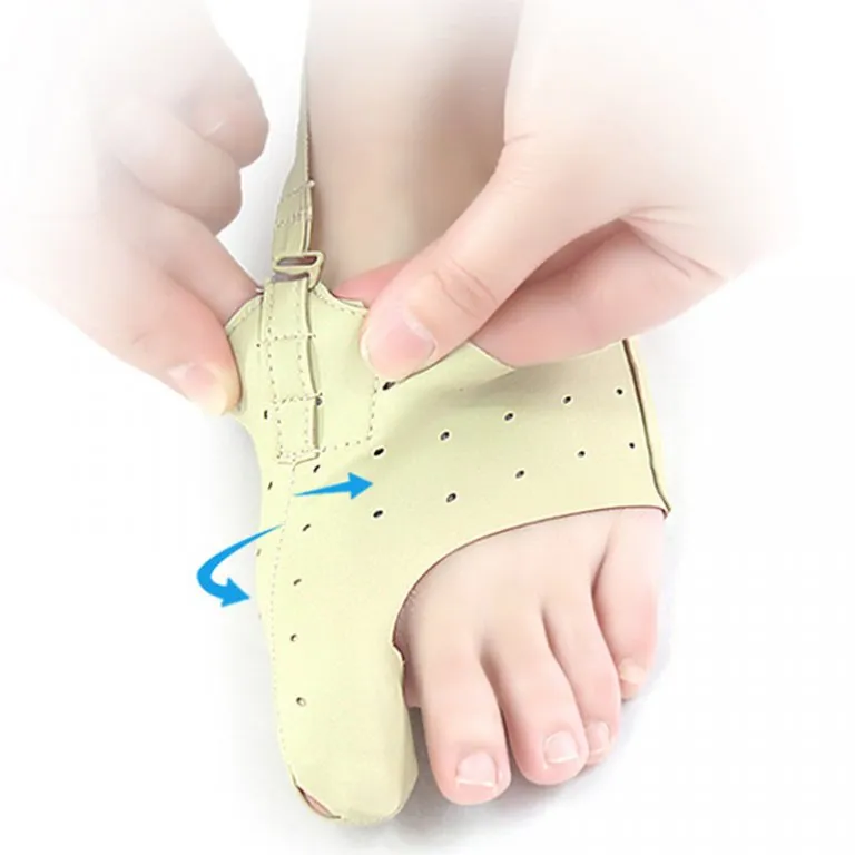 Toe Separator Hallux Valgus Bunion Corrector Orthotics Feet Bone Thumb Adjuster Correction Pedicure Sock Straightener