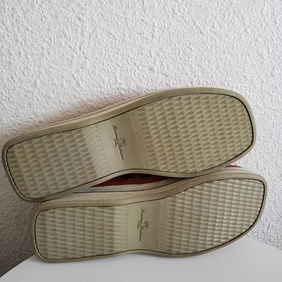 Tommy Bahama Island Cargo Spice  Red Suede Women Slip On Mules Clogs
