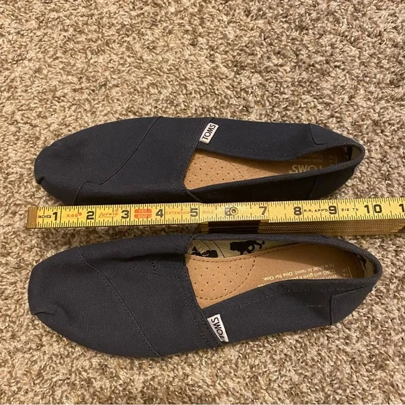 TOMS Navy Slip Ons Shoes Size 7.5