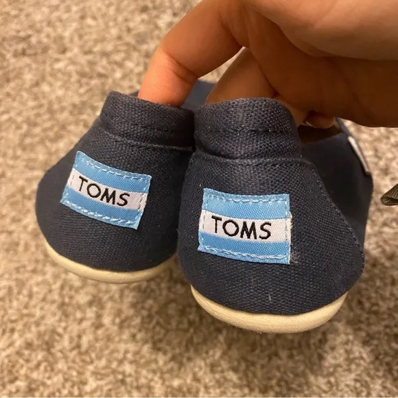 TOMS Navy Slip Ons Shoes Size 7.5