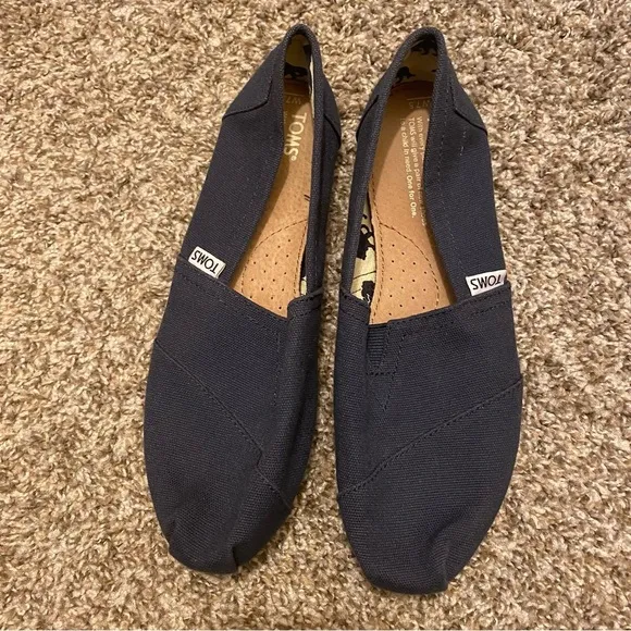 TOMS Navy Slip Ons Shoes Size 7.5