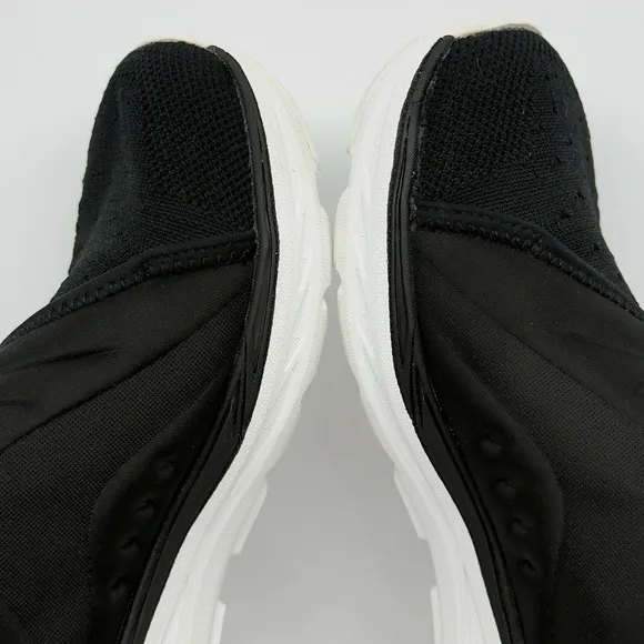 Topo Athletic M-Vibe Active Recovery Shoes Mens 9 Black White Slip On Sneakers