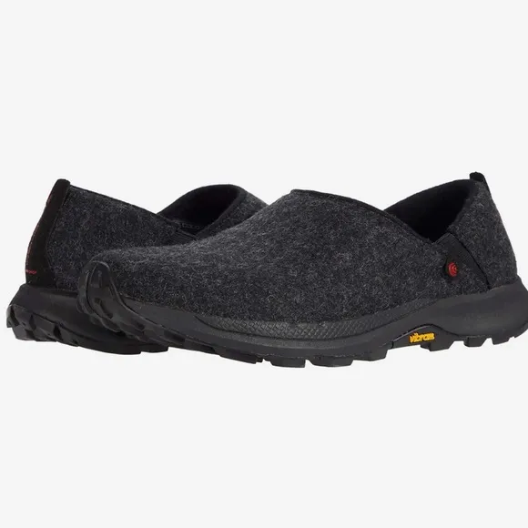 Topo Athletic Rekovr 2 charcoal gray men’s size 12 slip on