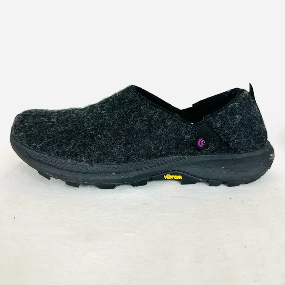 TOPO Women’s Rekovr 2 ORTHOLITE Charcoal Grey Slip-on Comfort shoes, Size 6.5