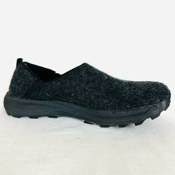 TOPO Women’s Rekovr 2 ORTHOLITE Charcoal Grey Slip-on Comfort shoes, Size 6.5