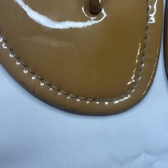 Tory Burch Tan Sandals Elegant Leather Design, Size 13
