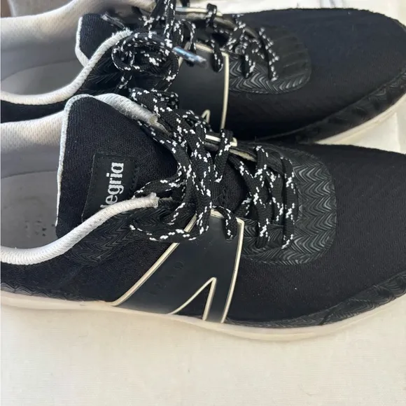 Traq by Alegria Black Sneakers with Breathable Mesh and Unique Lacing