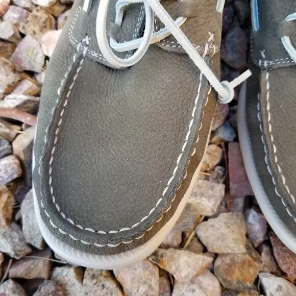 UGG Beach Moc Men's Leather Moccasin Boots in Moss Green Size 12 NEW
