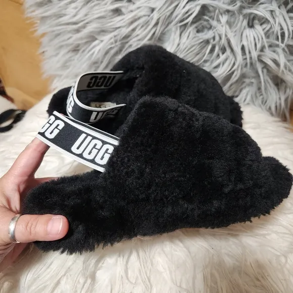 UGG/ Black Fluff Yeah Slide Sandals