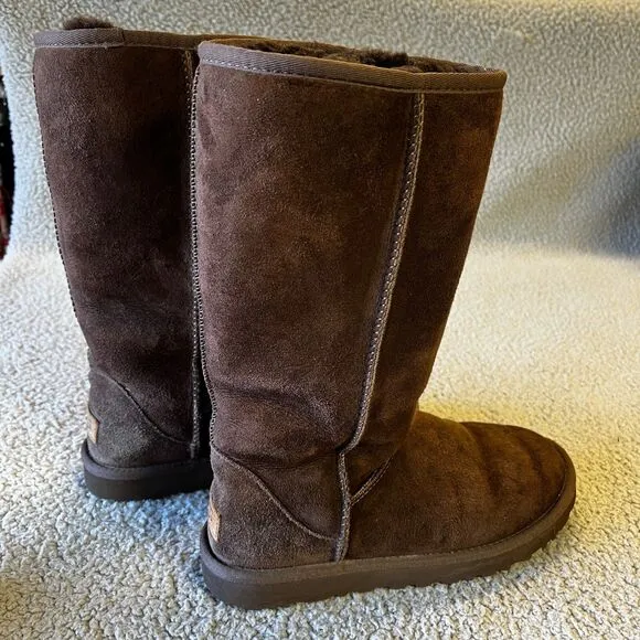 UGG Classic Tall Suede Boots Womens 7 Brown Chestnut Sherpa Lined SN 1016224