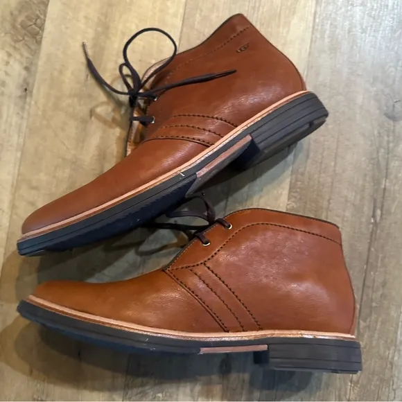 UGG Dagmann Chukka Boots