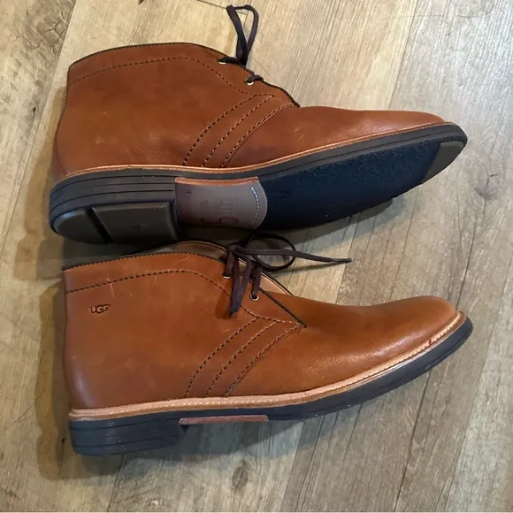 UGG Dagmann Chukka Boots