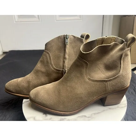 Ugg Kingsburg Suede Block Heal Chelsea Ankle Boots Western Chic SZ 10:Pre-Owned