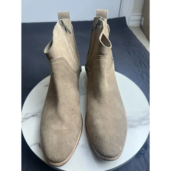Ugg Kingsburg Suede Block Heal Chelsea Ankle Boots Western Chic SZ 10:Pre-Owned