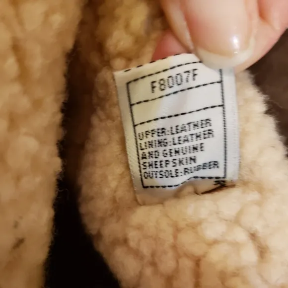 Ugg Kona Boots Size 8 chocolate brown