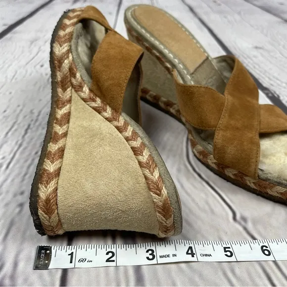 UGG Margot suede wedge sandals fur lined light brown slip on shoes, size 8