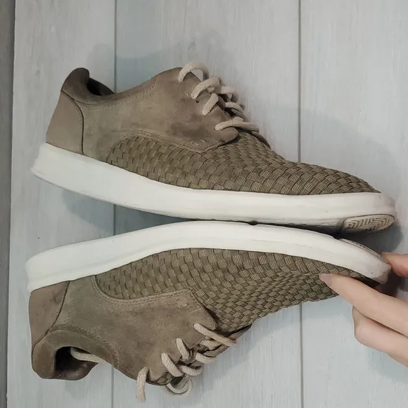 Ugg Mens Hapner Suede Details Woven Lace Up Comfort Sneakers shoes sz 11.5