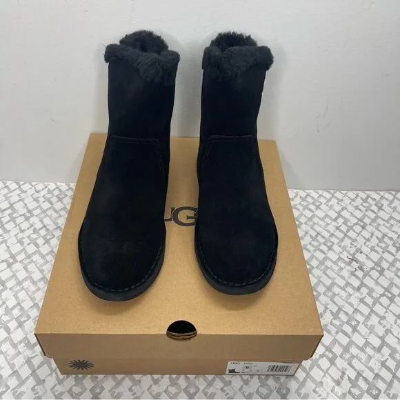 UGG Naiyah Size 9 Black Suede Leather Water repelling Short Winter Boots
