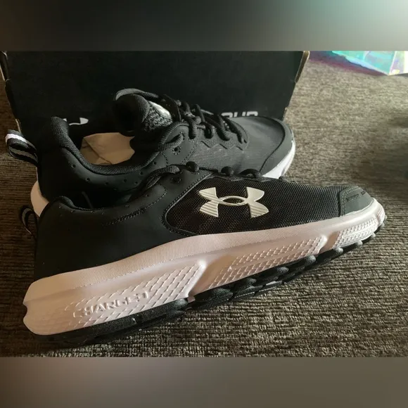 Under Armour Men's Charged Assert 10 Running Shoe